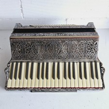 Scandalli 550 Accordion & Case