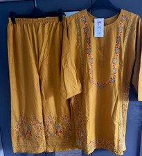 Women's Girls Asian Pakistani