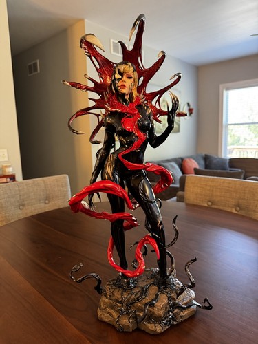 Sideshow gwenom premium format - sideshow,