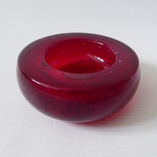 Whitefriars 9099 Ruby Red art
