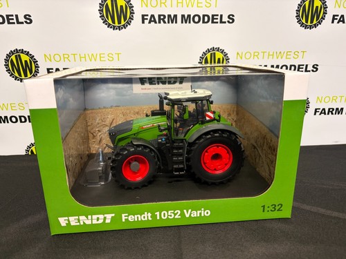 Universal hobbies 6851 - 6851, 1:32