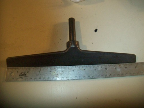Wide tool rest - wide,