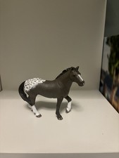 schleich horse custom on