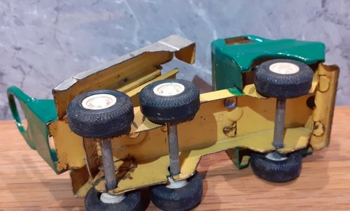 Green vintage painted tonka - green,