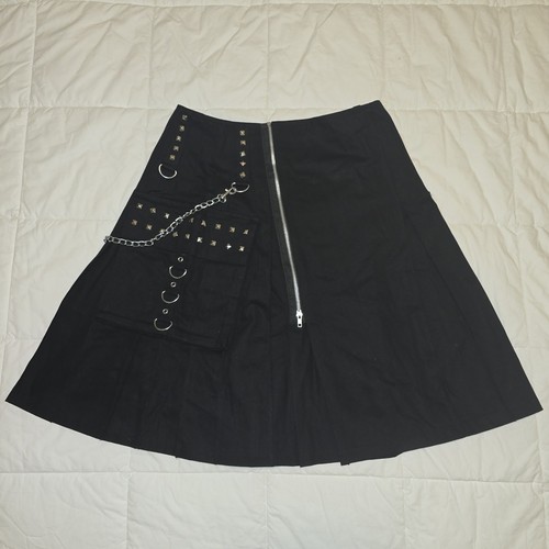 Dead threads black studded - dead,