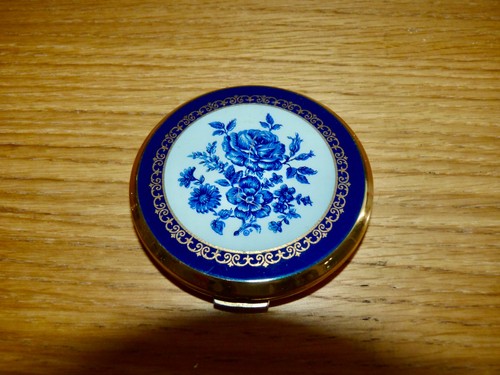 Stratton compact vintage - stratton, compact.