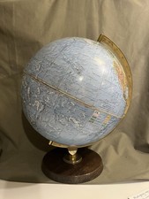Vintage Philips’ True to Life Contoured Globe In Good Used Condition No Box