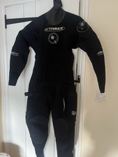 Othree Women’s Drysuit Size 12, size 5-6 boots, Mid Layer, gloves and hood. 