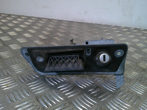 Volkswagen caddy door handle - volkswagen,
