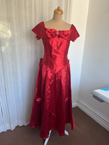Vintage red prom dress 12 - red,