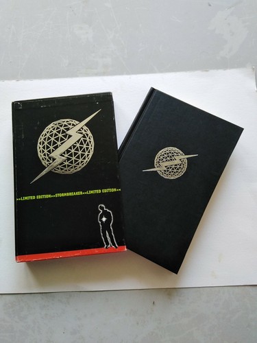 Signed limited edition - 750,