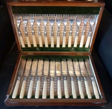 Boxed Vintage EPNS Fish