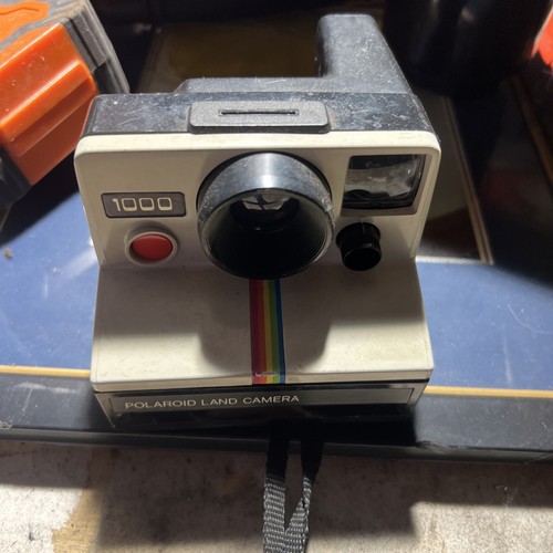 Polaroid 1000 land camera - polaroid,