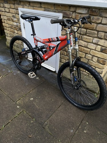 Saracen havoc mountain - saracen, bike