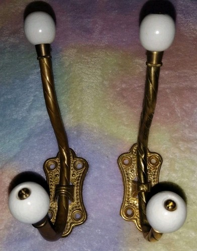 Twisted brass porcelain knob - twisted,