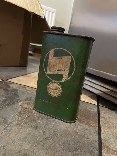 Old castrol oil can - old,