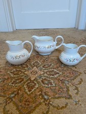 MAYFAIR FINE BONE CHINA SET OF