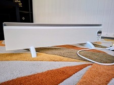 Glen electric convector heater. It is a low-profile, 500-watt skirting heater