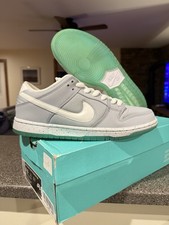 Nike Dunk SB Low Marty McFly