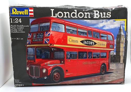 Revell scale model - 1/24,