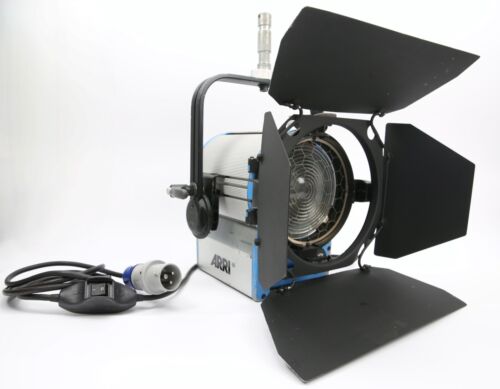 Arri 2000w location fresnel - t2,