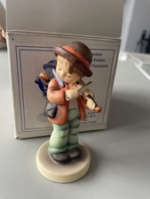Vintage Goebel Hummel figurine