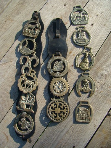 Vintage solid brass horse - x,