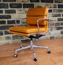 Herman Miller Eames EA217 /