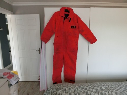 Floatation suit size - floatation,