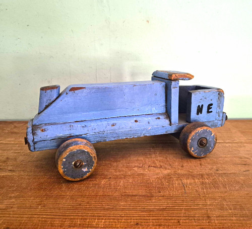 Vintage scratch built - built, wooden