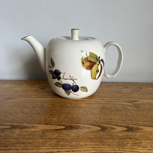 Royal worcester evesham gold - worcester,