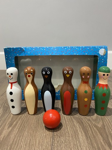 Laura ashley wooden christmas - laura,