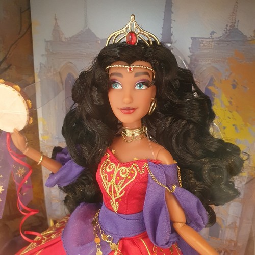 2025 designer esmeralda - 2025,