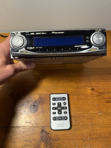 Pioneer deh p2600 car radio - pioneer,