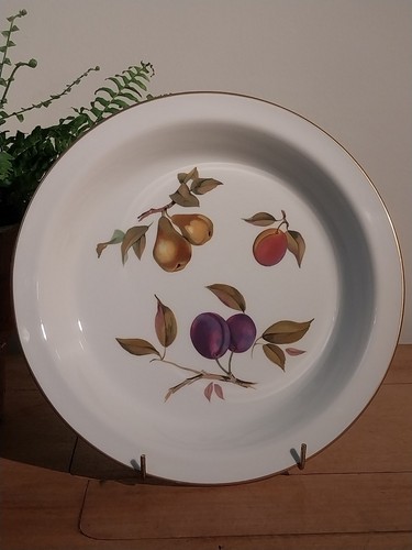 Royal worcester evesham gold - "evesham, gold"