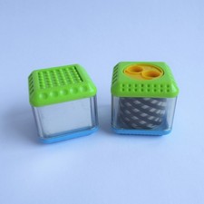 2x Vintage Fisher Price "Peek