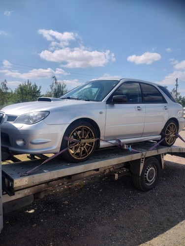 Breaking subaru impreza - subaru,