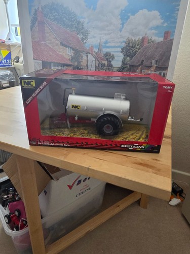 Britains slurry tanker - britains,
