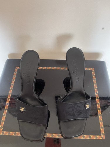 Chanel logo slide sandals - cc,