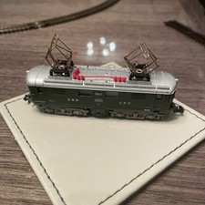 A Lima N Gauge SBB CFF Electric Locomotive 10047 Green Livery Unboxed