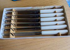  6 Vintage dinner / steak knives - bone style handles - never used