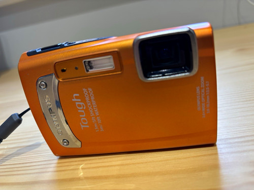 Olympus tough 310 compact - tough,