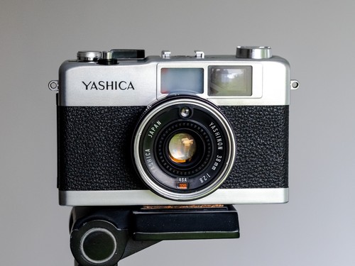 Near mint yashica me zone - yashica,
