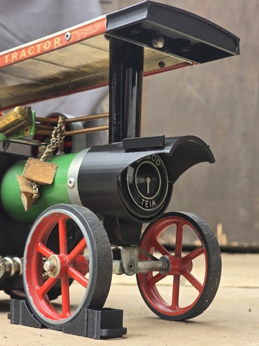 Model traction engine - traction, wheel