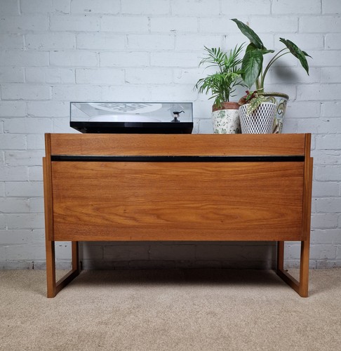 Mid century teak record - mid,