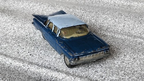 Corgi 220 chevrolet - no.220,,