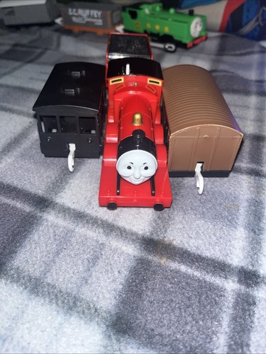 Tomy james working toy train - working,