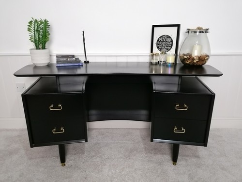 Upcycled plan dressing table - g,