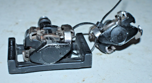 Shimano spd clipless pedals - shimano,