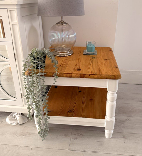 Farmhouse square wood side - square,